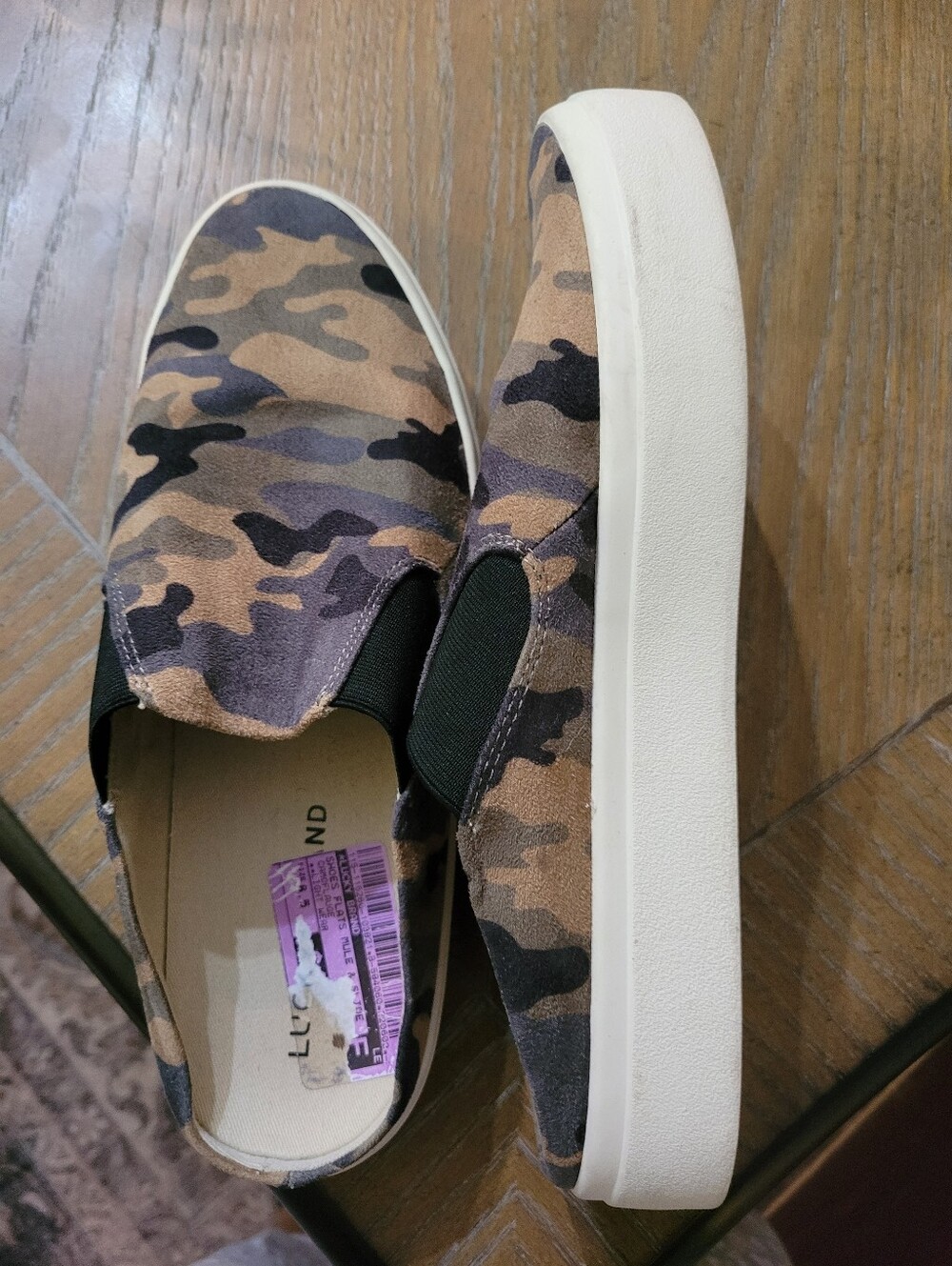 Lucky Brand Camo Comfortable Slip On Shoes Size 8.5!